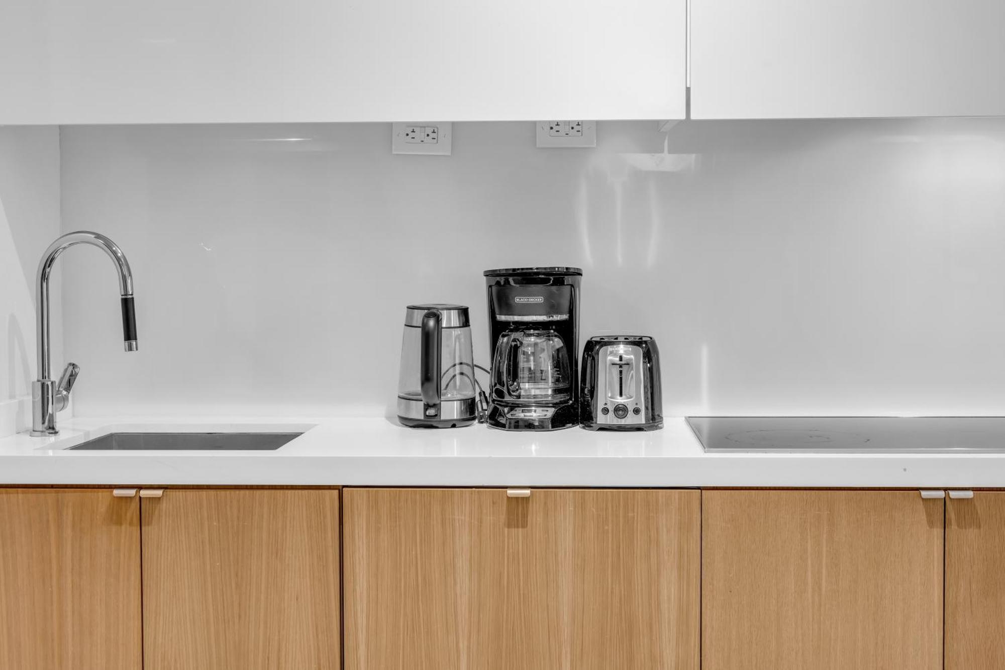 Spadina Modern Suites تورونتو المظهر الخارجي الصورة